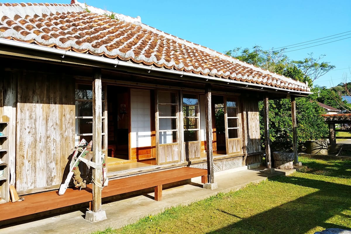 Casa tradicional (Old Okinawa Style) | 2 dormitorios y ropa de cama