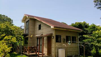 Standard Cottage (B) | 2 bedrooms, bed sheets