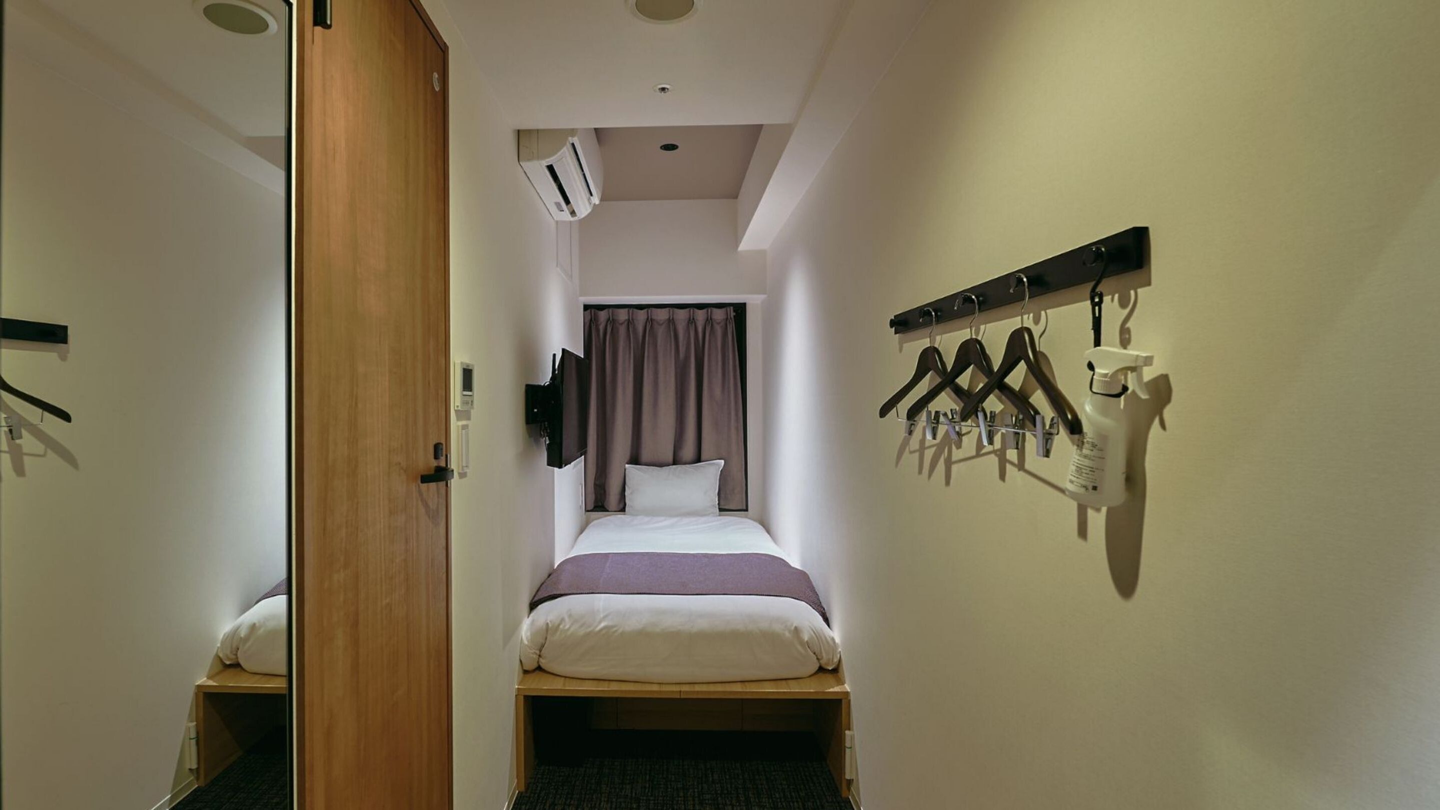 single room with shower and toilet | blackout curtains, soundproofing, free wifi, bed sheets