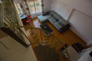 Executive Apartment | Living area