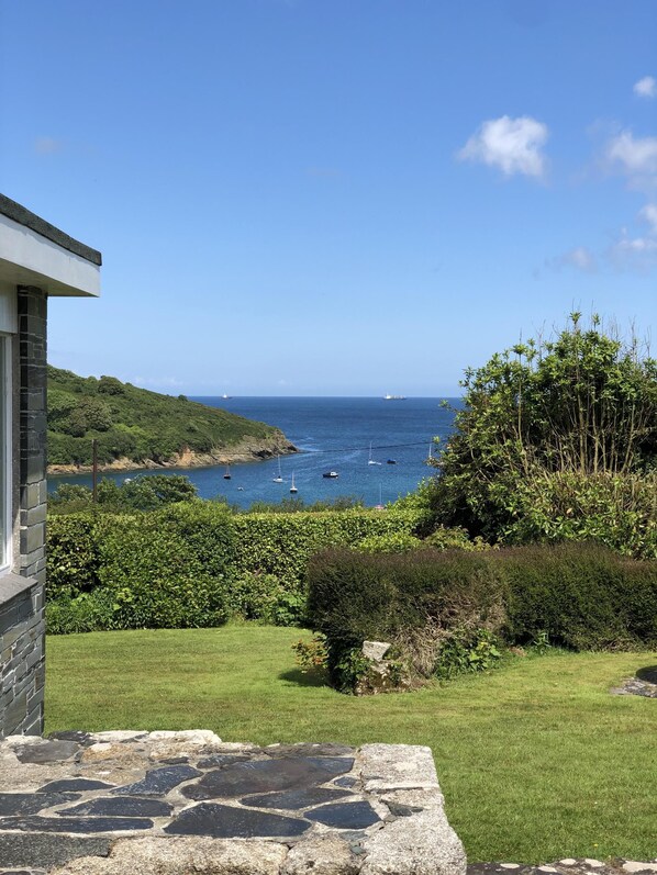 Property grounds - House with Stunning Sea Views (Cornwall)