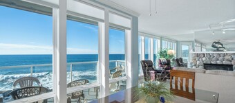 Promo! Three Bedroom Oceanfront Condo, Wifi, HDTV, Hot Tub and Indoor Pool
