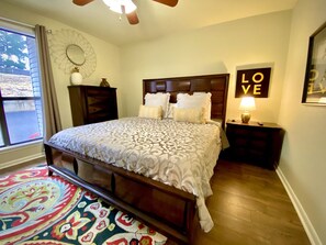 2 bedrooms, iron/ironing board, free WiFi, bed sheets