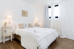 3 bedrooms, iron/ironing board, free WiFi