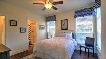 2 chambres, fer et planche à repasser, Wi-Fi, draps fournis