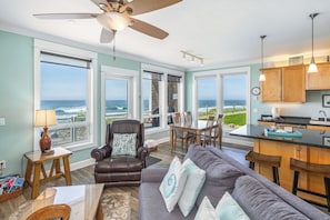 Smart TV, fireplace, DVD player, books