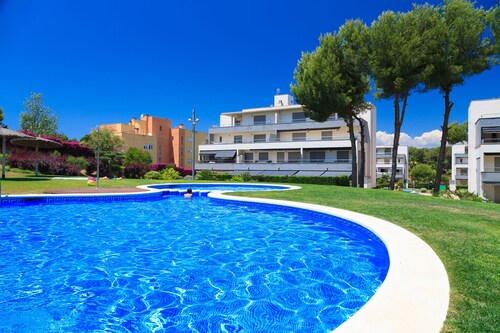 Bel appartement vue piscine - UHC SALOU VILLA FAMILY COMPLEX 029