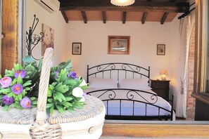 9 dormitorios y wifi