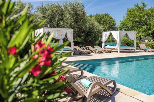 VILLA VALENTINA -Luxury Stay for 8+1 Guests with XXL Pool&Whirlpool