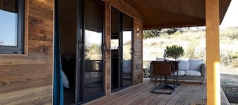 Cabane de prestige sur pilotis avec spa privatif en pleine nature