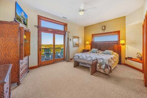 7 bedrooms, free WiFi, bed sheets, wheelchair access - Semi-Oceanfront Hatteras Home w/ Pool, Hot Tub, Elevator, Game Room, Tiki Bar (Hatteras)