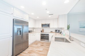 Microwave, dishwasher, coffee/tea maker, toaster