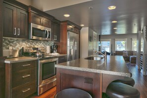 Condo, 3 Bedrooms | Private kitchen - Sunflower 8 by Vacasa (Park City)