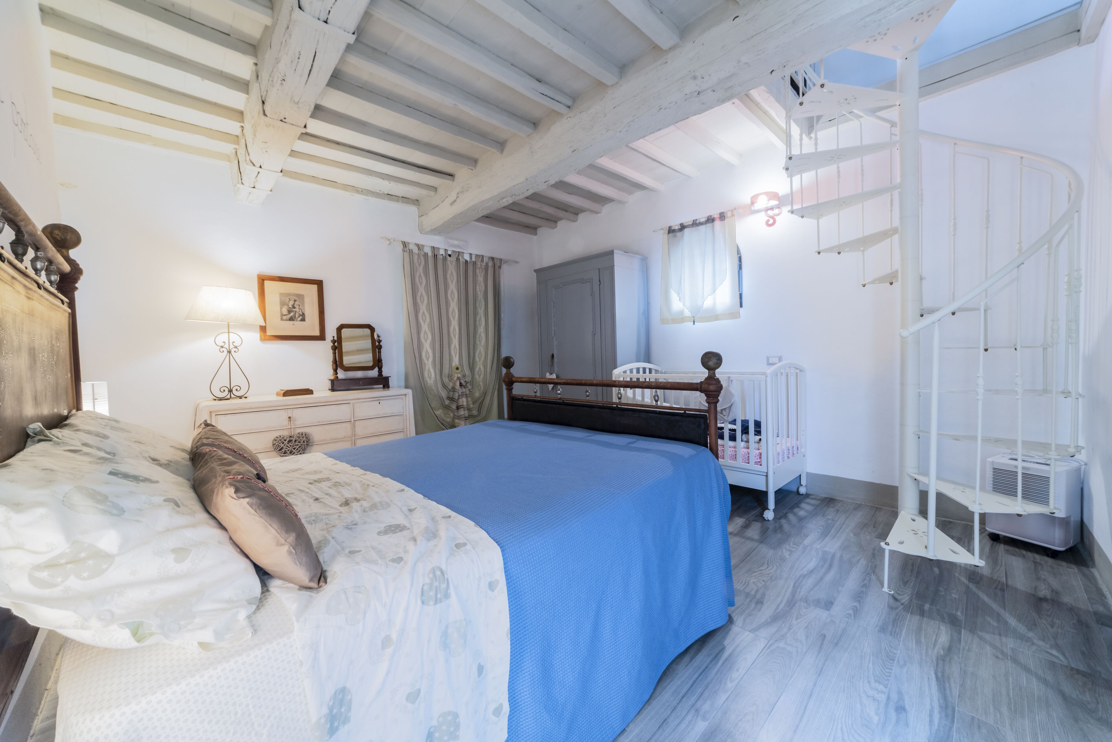 1 Schlafzimmer, Bügeleisen/Bügelbrett, Bettwäsche