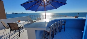 Outdoor dining - Beautiful Private Beachfront Villa (Nuevo Mazatlan)