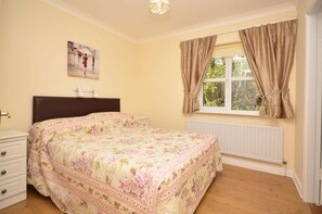 4 soverom, strykejern/-brett, wi-fi og sengetøy