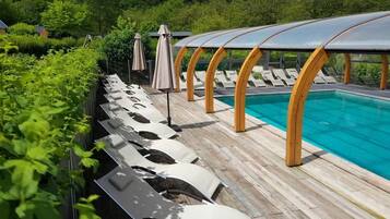 Piscine couverte, piscine chauffée