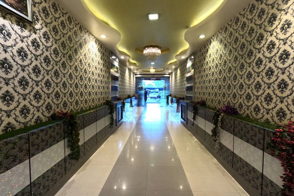 Hotel Corporate Inn