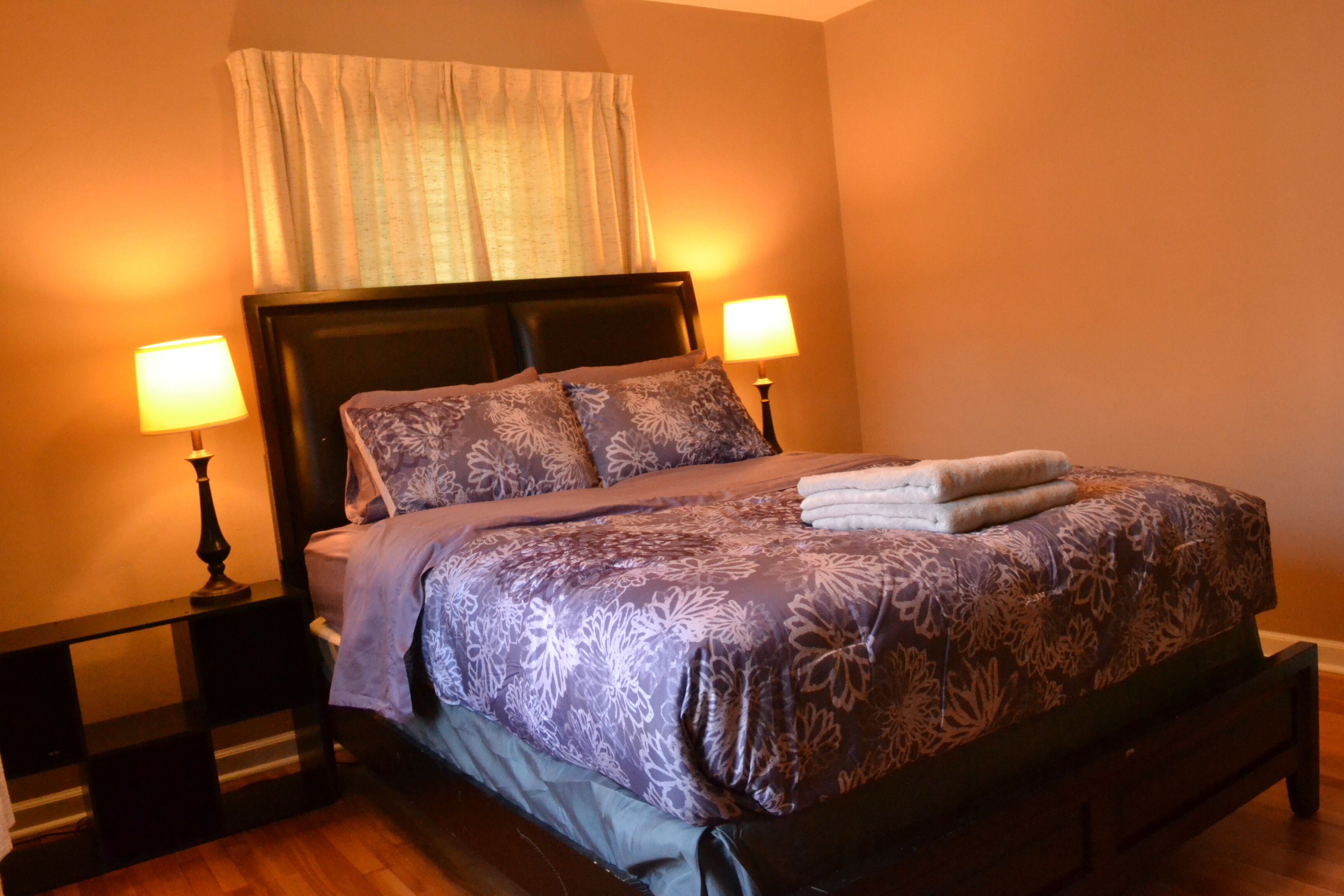 2 bedrooms, desk, iron/ironing board, free WiFi