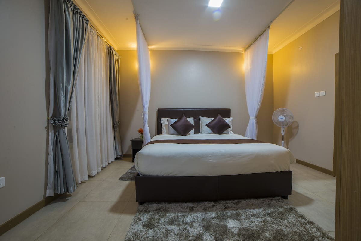 Laptop workspace, iron/ironing board, WiFi (free), bed sheets