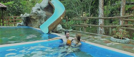 室外泳池、暖水池