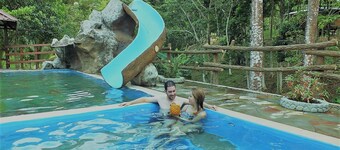 River View Cabin and Hot Springs