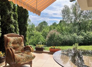 Terrace/patio - Luxury hillside villa with amazing views (Campulung)
