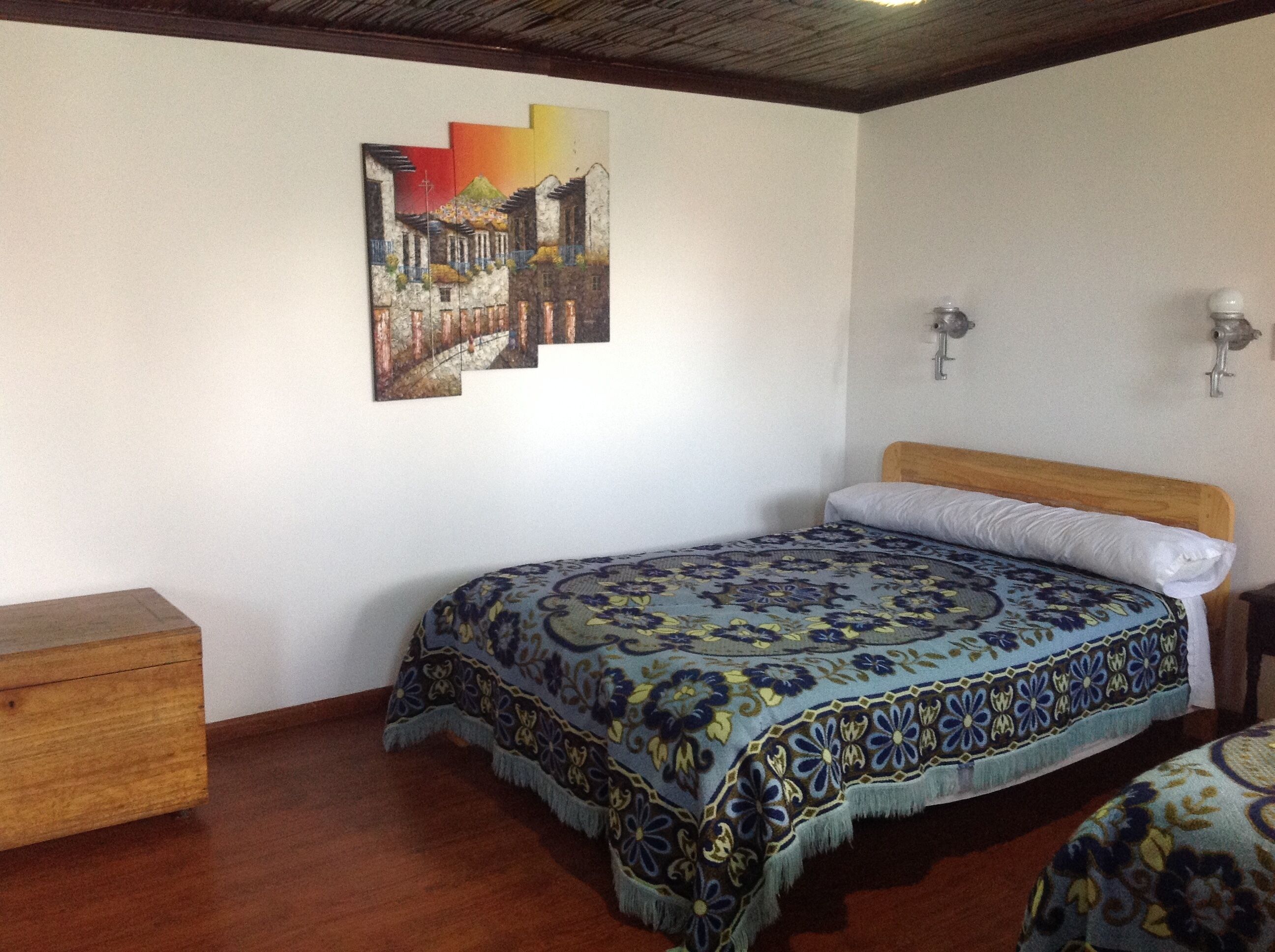 5 sovrum, skrivbord, strykjärn/strykbräda och gratis wi-fi