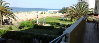 APPARTEMENT SUR LA MER