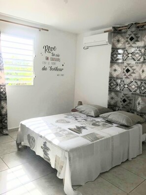 2 bedrooms, iron/ironing board, travel crib, free WiFi