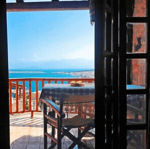 Outdoor dining - one bedroom house with terrace-split level (ELOUNDA CRETE)