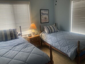 4 habitaciones, tabla de planchar con plancha y wifi gratis 