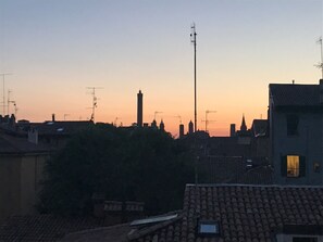 Nicht klassifiziertes Bild, 2 von 10, Schaltfläche