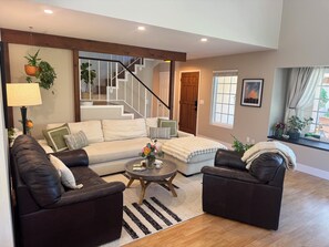 Smart TV - Private SLO Retreat - Bishop Peak Views, Near Cal Poly, Downtown & Wineries (San Luis Obispo)