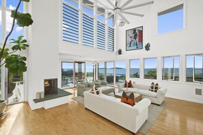 TV, fireplace, DVD player, books