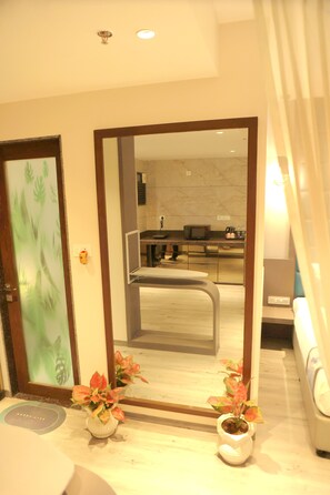 Superior Suite | Minibar, individually furnished, desk, laptop workspace - Hotel The Excellency (Surat)