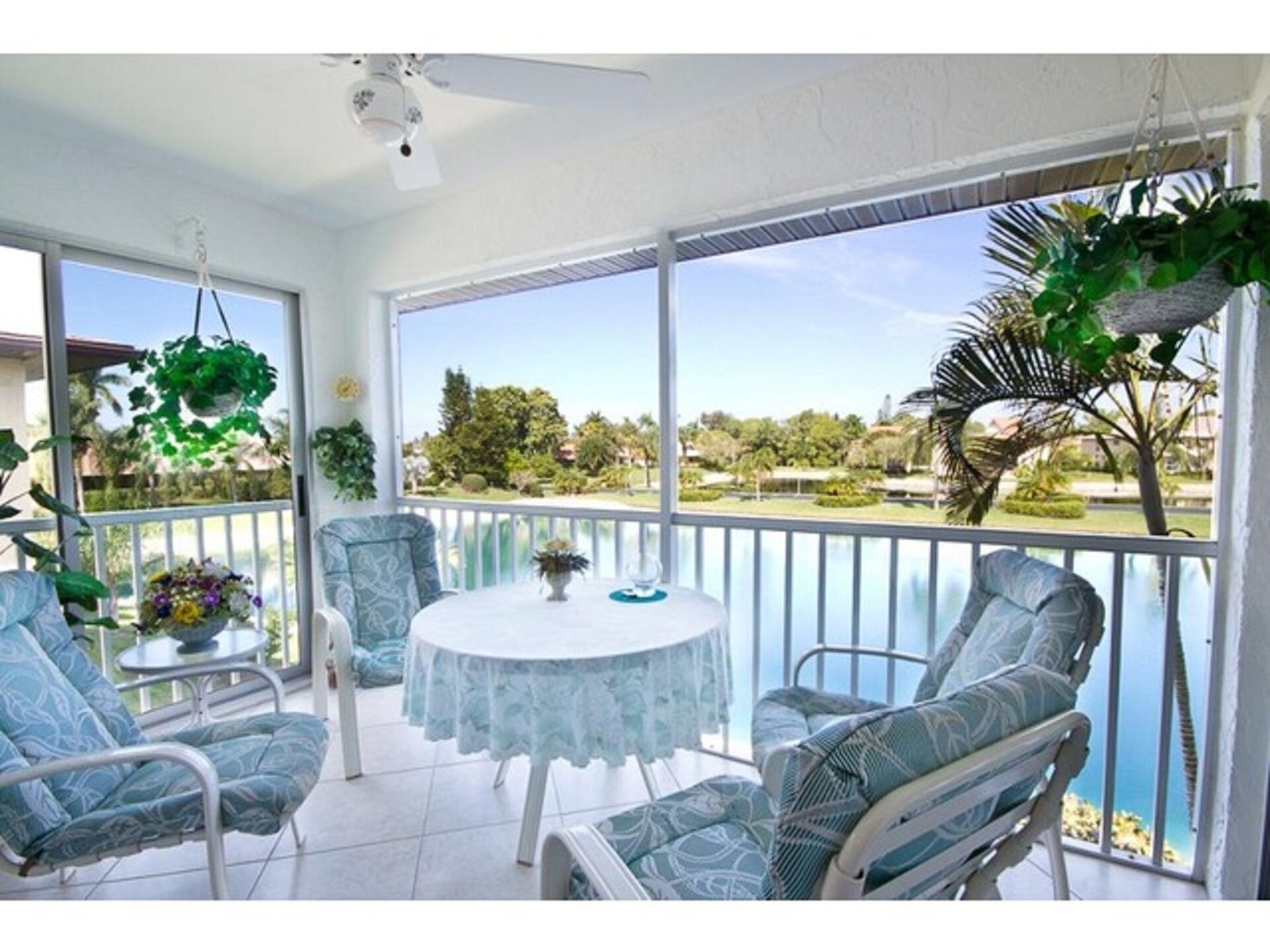 ++2-BED CONDO, LAKE VIEW, PERFECT LOCATION, CLICK "Contact host" FOR DISCOUNTS++
