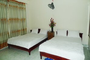 Quadruple Room | Free minibar items, individually furnished, iron/ironing board - Song Lam Hotel (Ho Chi Minh City)