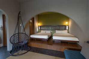 Private Vacation Home | 2 bedrooms, soundproofing, iron/ironing board, free WiFi - The:MOVES-Musée Villa- (Nakijin)