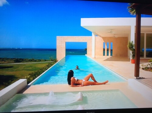 5 Bedroom Villa-Private Pool, Chef, Airport Limo Transportation, VIP Service