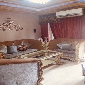 Smart TV, DVD player, table football, stereo