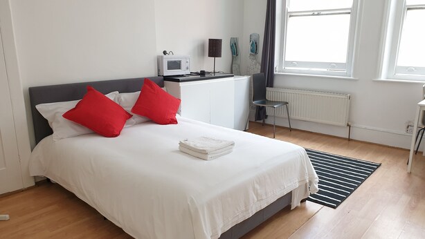 Unclassified image, 1 of 55, button - Brick Lane Room (London)