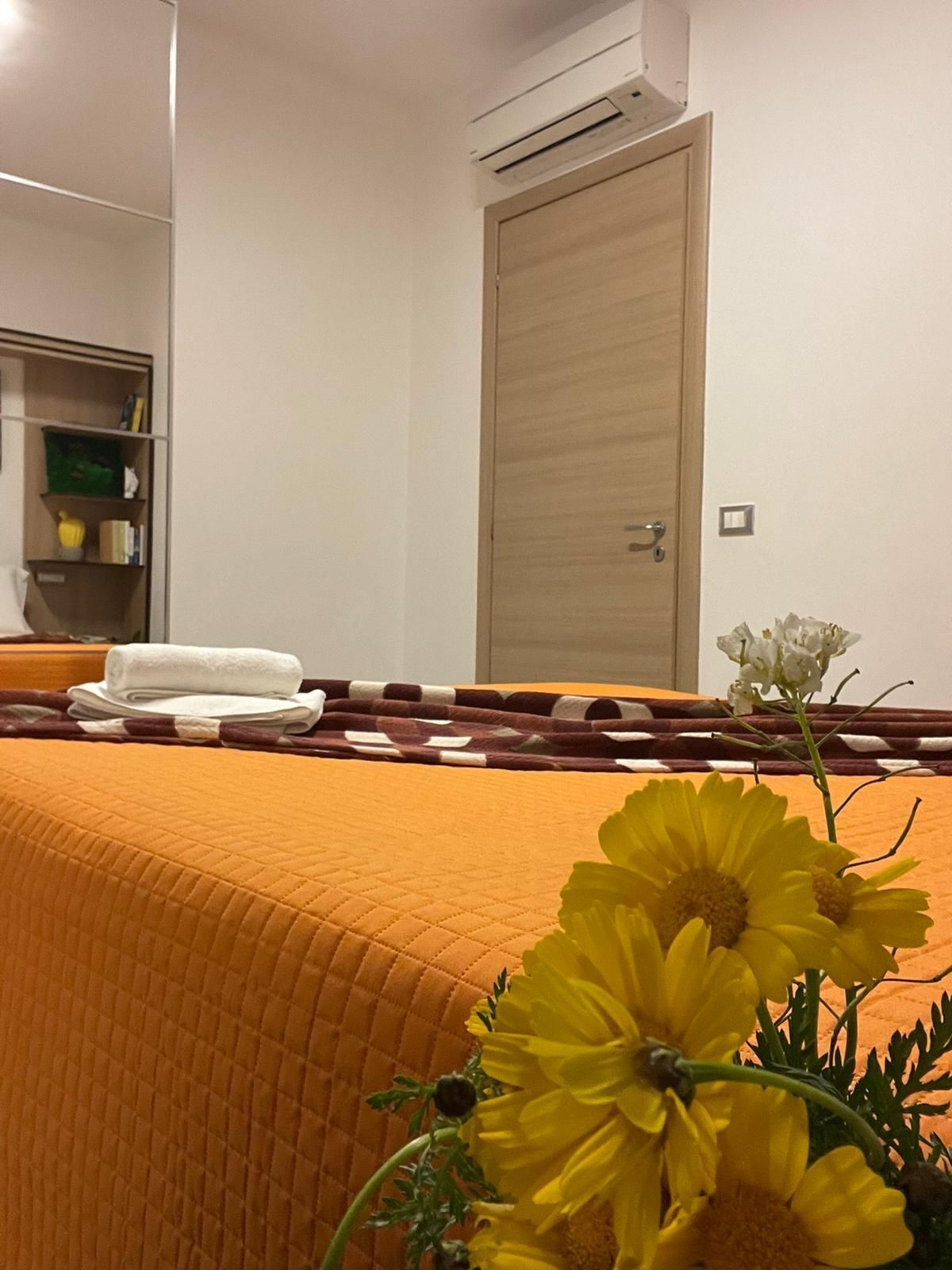 2 Schlafzimmer, schallisolierte Zimmer, Bügeleisen/Bügelbrett