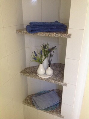 Interior - At the number in Viverone (Viverone)