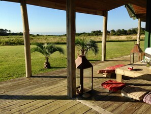 Outdoor dining - Beach House facing the sea in dreaming Estancia (Punta del Este)