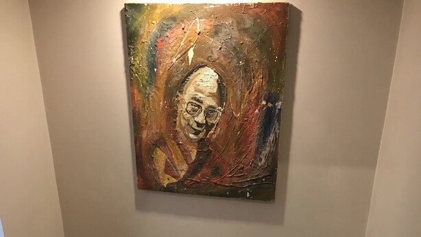 미분류 이미지, 1/2장, 버튼