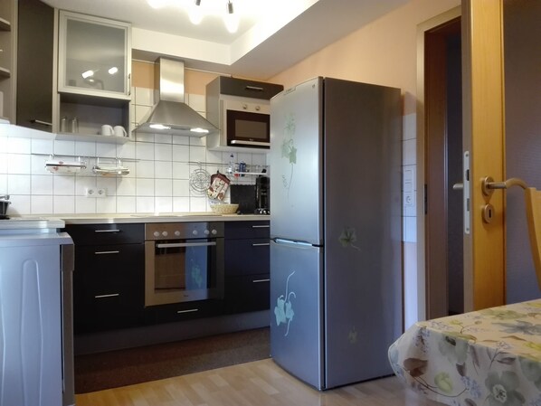 Apartemen, lantai dasar | Dapur pribadi | Mesin pembuat kopi/teh