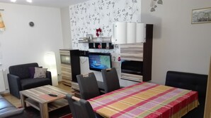 Appartement, op benedenverdieping | Woonkamer