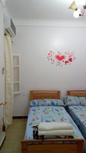 2 Schlafzimmer, Bügeleisen/Bügelbrett, kostenloses WLAN, Bettwäsche