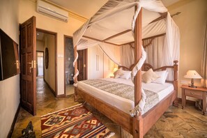 2 bedrooms, iron/ironing board, Internet, bed sheets - Welcome to Amani Luxury Apartments Diani Beach ...Diani's best kept secret... (Diani Beach)